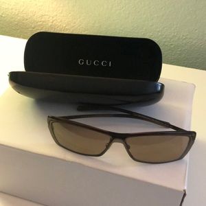 Gucci - women sunglasses